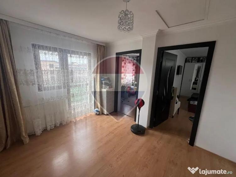 Casă cu 3 camere cu Teren 111 Mp în Tăbăcari