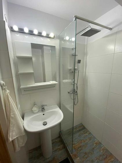 Apartament cu 2 camere semidecomandat în Ultracentral