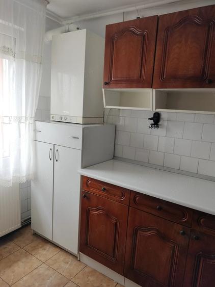 Apartament cu 2 camere decomandat în Craiter