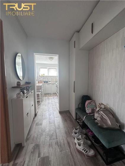 Apartament cu 2 camere decomandat în Grigorescu