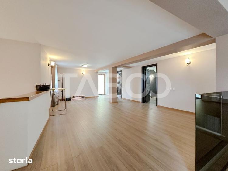 Casă cu 4 camere cu Teren 234 Mp în Sopor