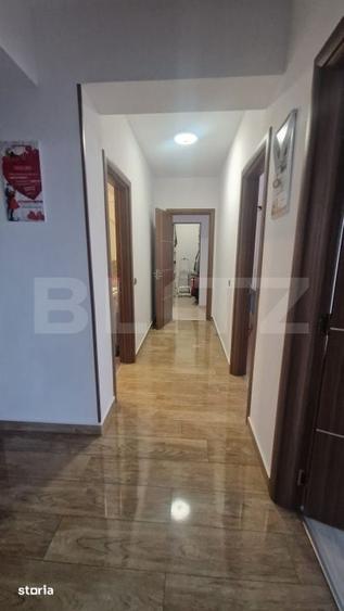 Apartament cu 3 camere decomandat în Central