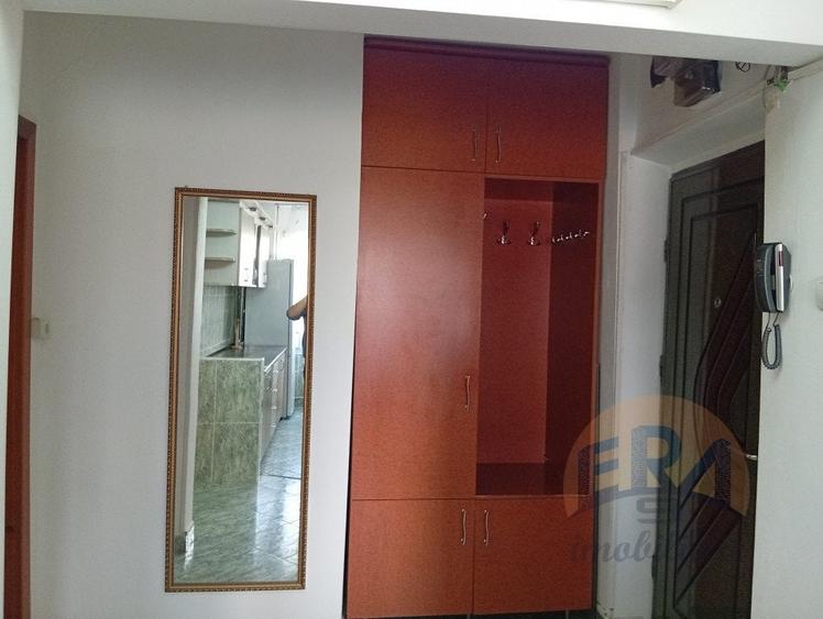 Apartament cu 2 camere decomandat în Iosia