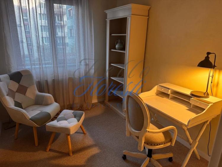 Apartament cu 3 camere semidecomandat, mobilat în Borhanci