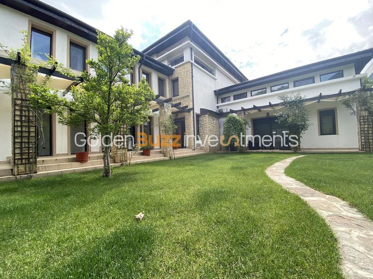 Casă individuală cu 7 camere cu Piscina în Iancu Nicolae