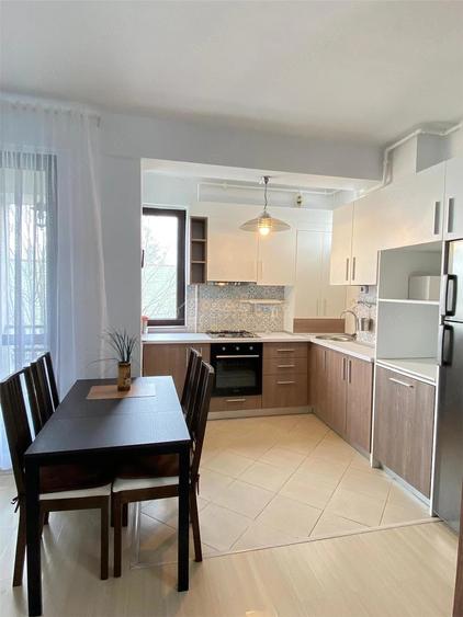 Apartament cu 2 camere semidecomandat, mobilat în Dămăroaia