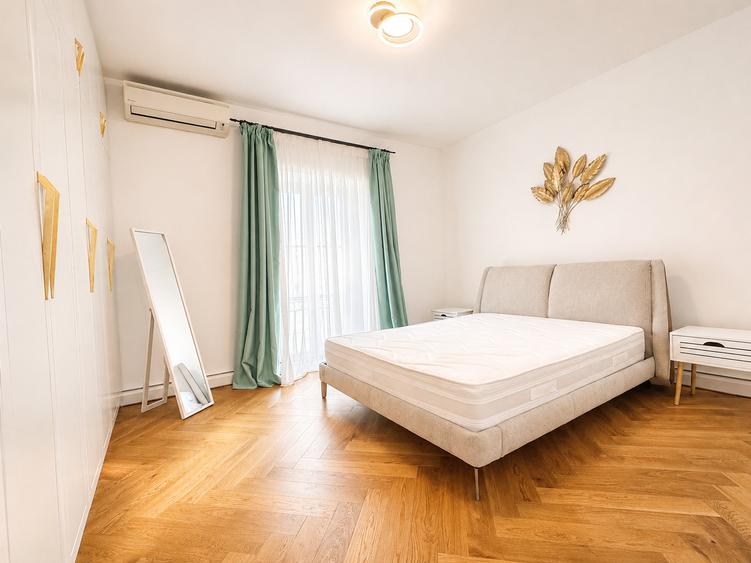 Duplex cu 5 camere cu Canalizare în Central