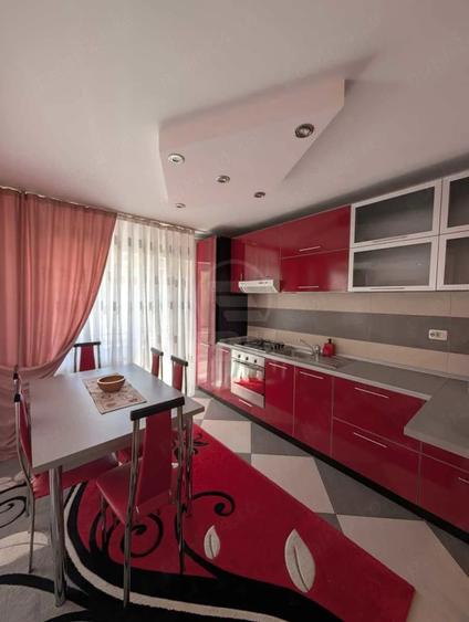 Apartament de 2 camere, semidecomandat, zona Eroilor - FLORESTI - 1