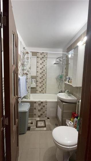 Garsonieră decomandată, mobilată în Mureșeni