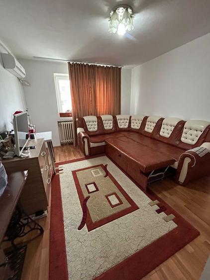 Apartament cu 2 camere semidecomandat în Pantelimon