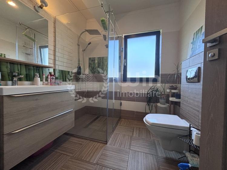 Duplex cu 4 camere cu Canalizare în Dâmbul Rotund