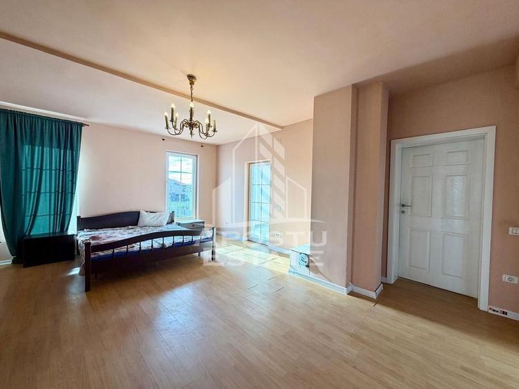 Jumatate de Duplex, 5 camere, 4 bai, PetFriendly, curte, ... - 1