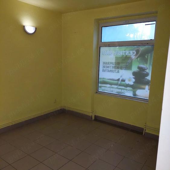 Spațiu comercial, de 58 mp, în Central