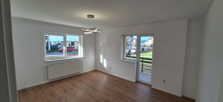Apartament cu 2 camere decomandat în Cetatea