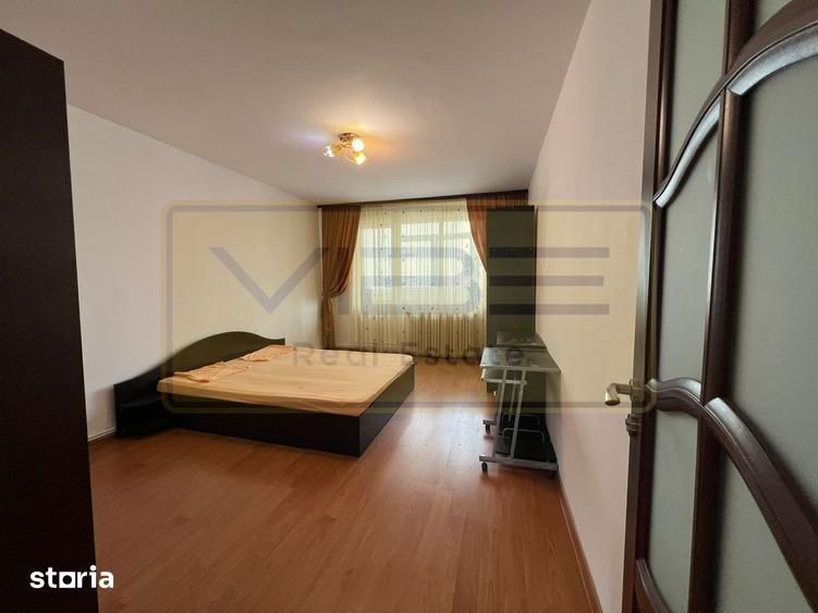 Apartament cu 3 camere decomandat, mobilat în Gară