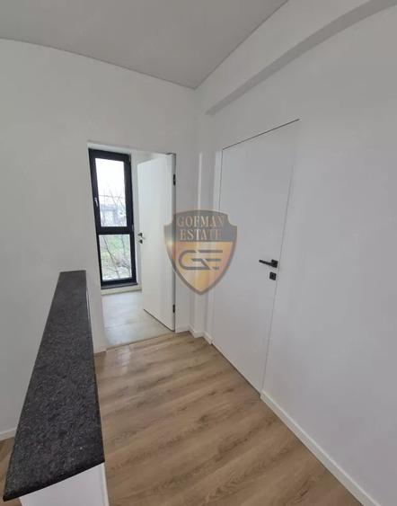 Duplex cu 5 camere cu Canalizare în Palazu Mare
