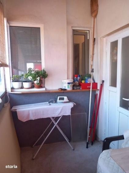 Casă cu 3 camere în Bughea de Sus