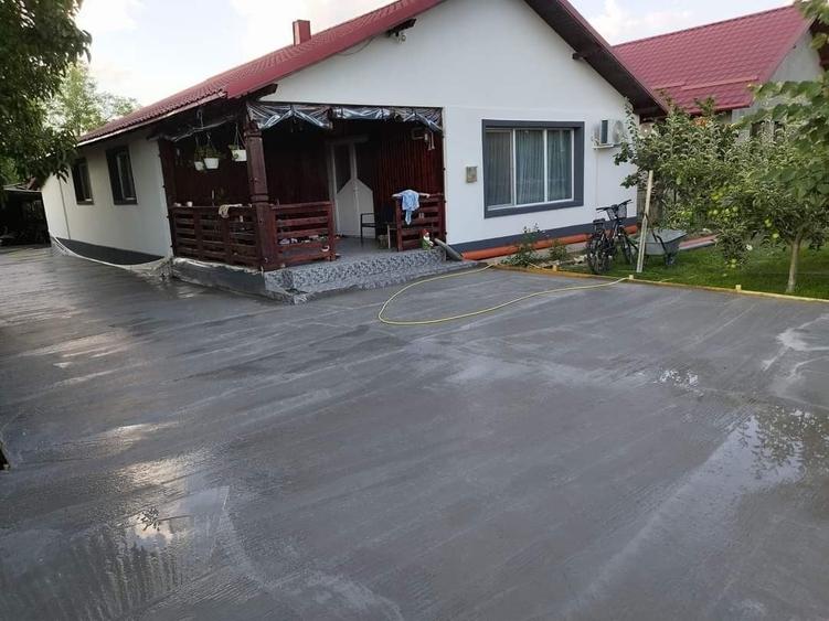 Casă cu 4 camere în Colceag