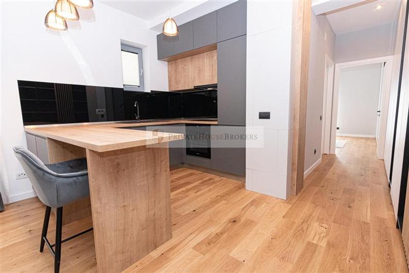 Apartament cu 2 camere semidecomandat, mobilat în Aviației