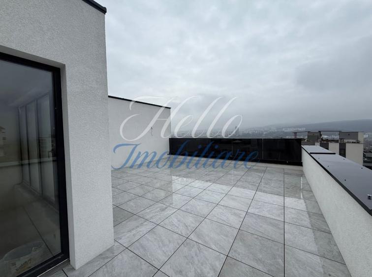 Duplex cu 4 camere cu Canalizare în Grigorescu