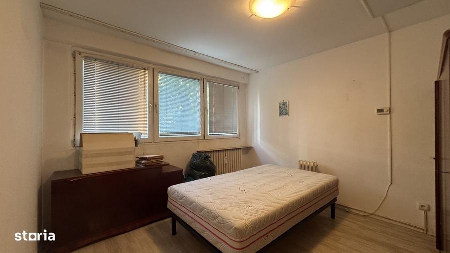 2 camere decomandate in P-uri. Bloc de 4 etaje dar structura de 8 - 8