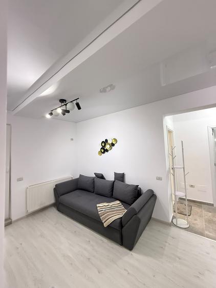 Apartament cu 2 camere semidecomandat în Militari