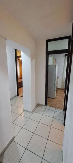 Apartament cu 3 camere decomandat, mobilat în Crângași