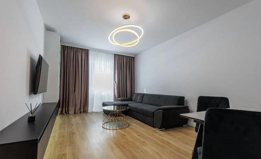 Apartament cu 2 camere decomandat în Metalurgiei