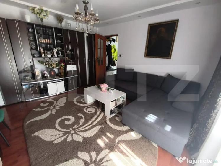 Apartament cu 2 camere semidecomandat în Central