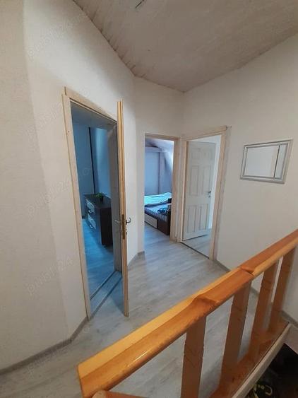 Casă cu 4 camere în Văliug