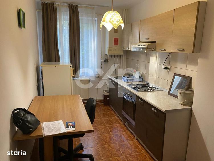 Apartament cu 2 camere semidecomandat în Calea București