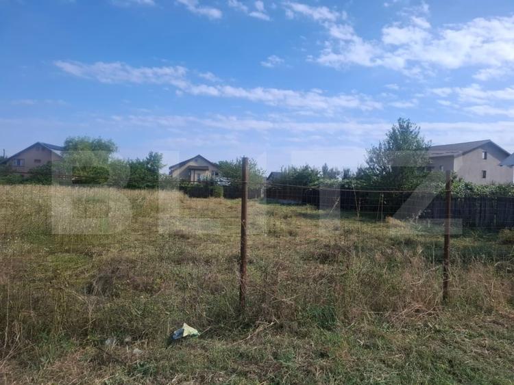 Teren Construcții intravilan de 600 mp, în Dumbrava
