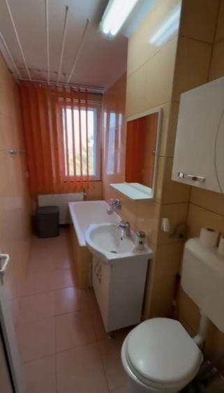 Garsonieră decomandată în Politehnica