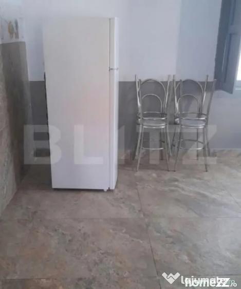 Casă cu 2 camere cu Teren 1437 Mp în Central