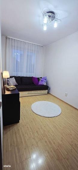 Apartament cu 3 camere în Calea Dumbrăvii