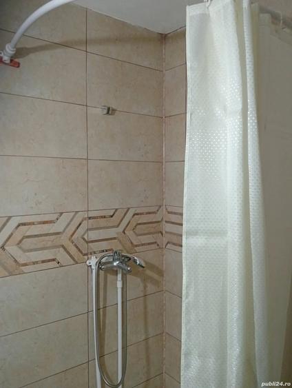 Apartament cu 3 camere decomandat în Mătăsari