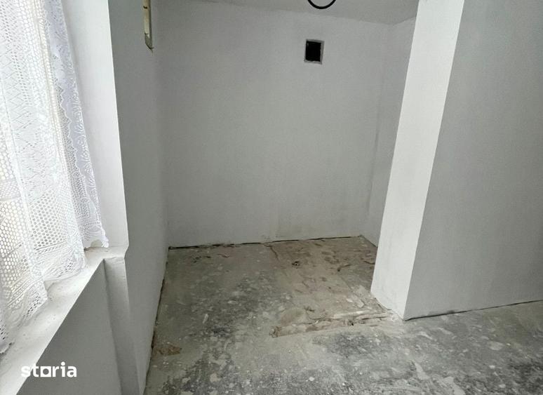 Apartament cu 3 camere în Calea Romanului