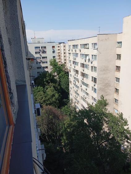 Garsonieră semidecomandată, mobilată în Drumul Taberei