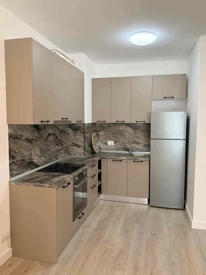 Apartament cu 2 camere decomandat, mobilat în Baza 3