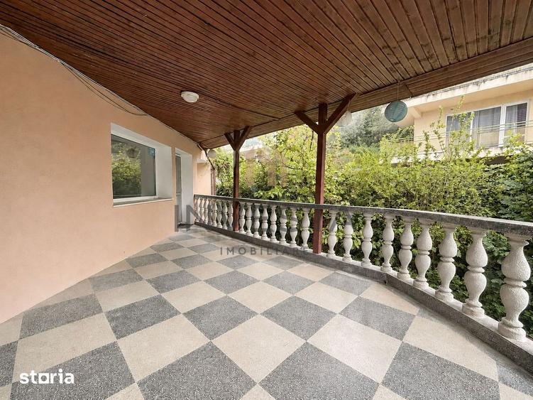 Vila spatioasa cu 15 camere de inchiriat in zona Andrei Muresanu - 15