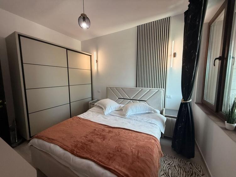 Apartament cu 2 camere semidecomandat în Liteni