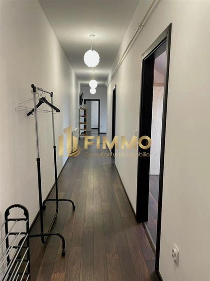 Apartament cu 3 camere decomandat, mobilat în Est