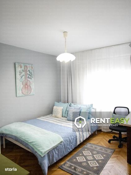 Apartament cu 3 camere în Piața Unirii