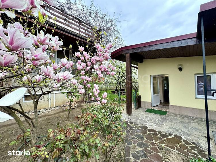 Casă cu 8 camere cu Canalizare în Bartolomeu