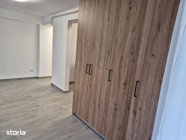 Apartament cu 2 camere în Tractorul