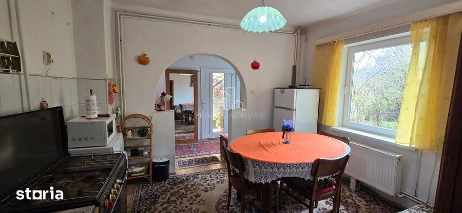 Casă cu 2 camere cu Teren 3080 Mp în Sighișoara