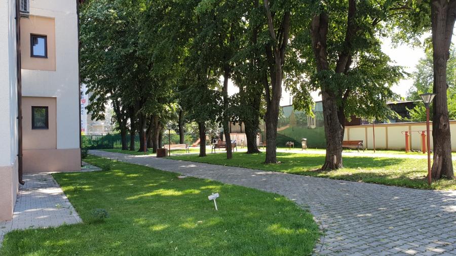 Apartament cu 4 camere decomandat în Dorobanțul
