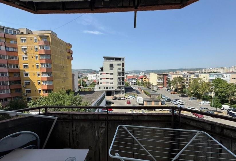 Apartament cu 2 camere decomandat, mobilat în Mărăști