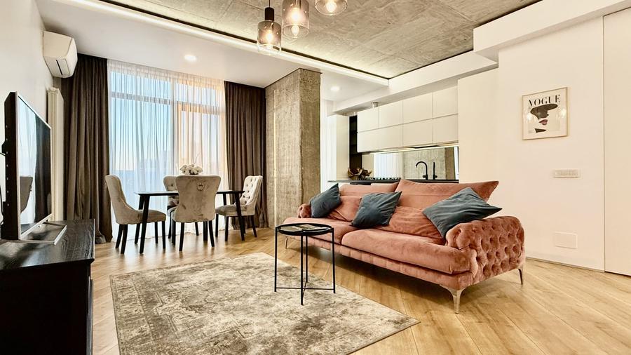 Apartament cu 2 camere semidecomandat, mobilat în Floreasca