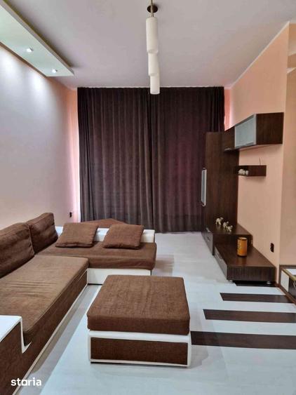 Apartament de inchiriat complet mobilat ?i utilat zona centru 400 - 11
